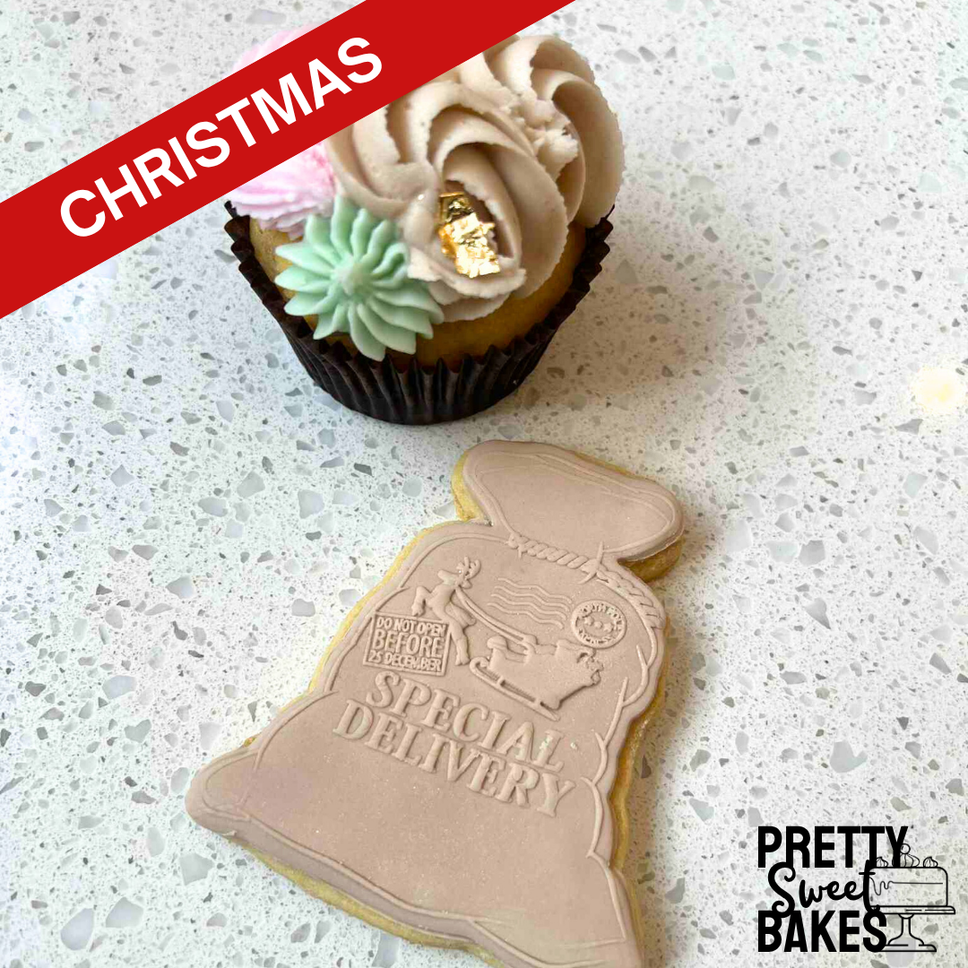 Christmas Cupcake and Cookie Pack (Assorted Options)