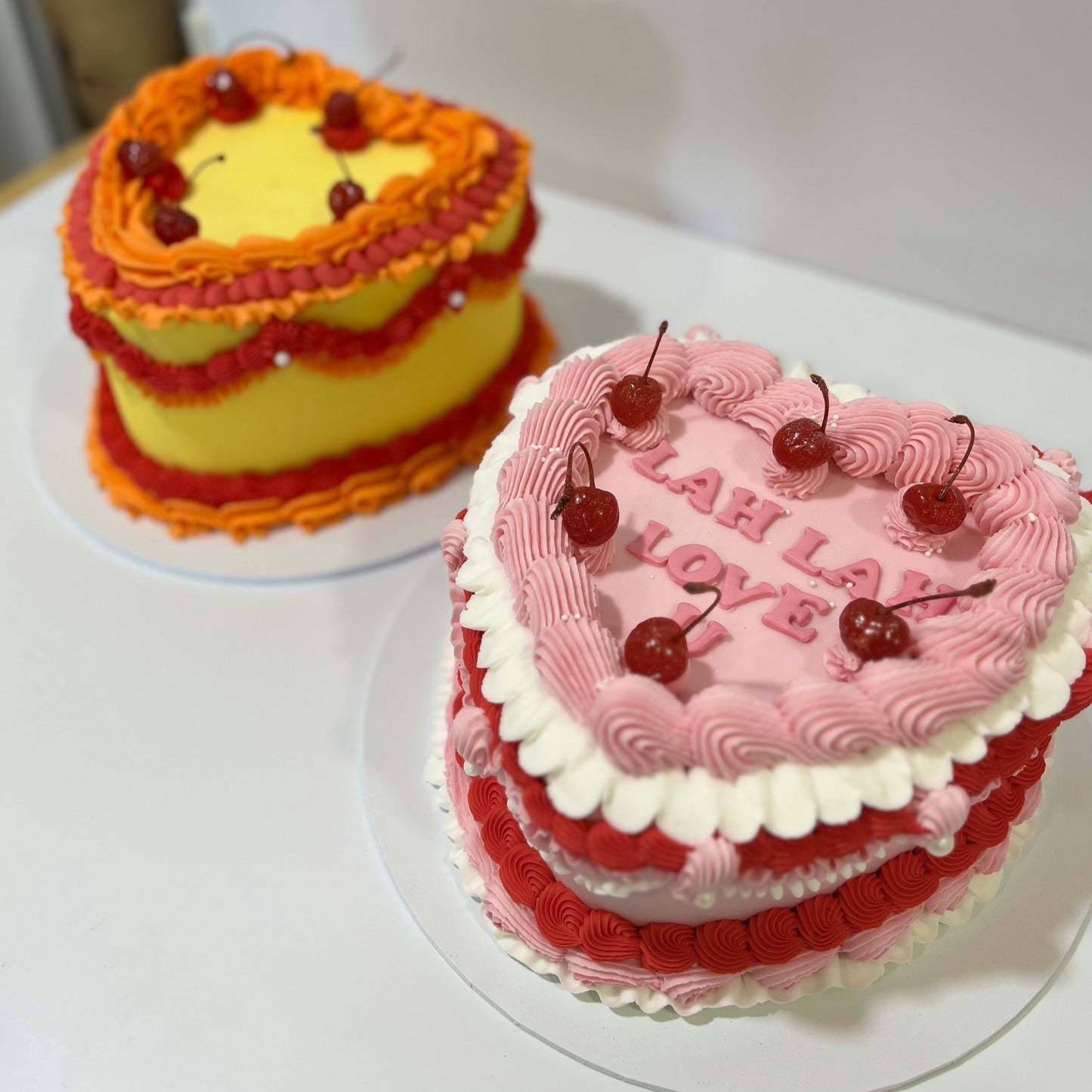 Vintage Heart Cake Large