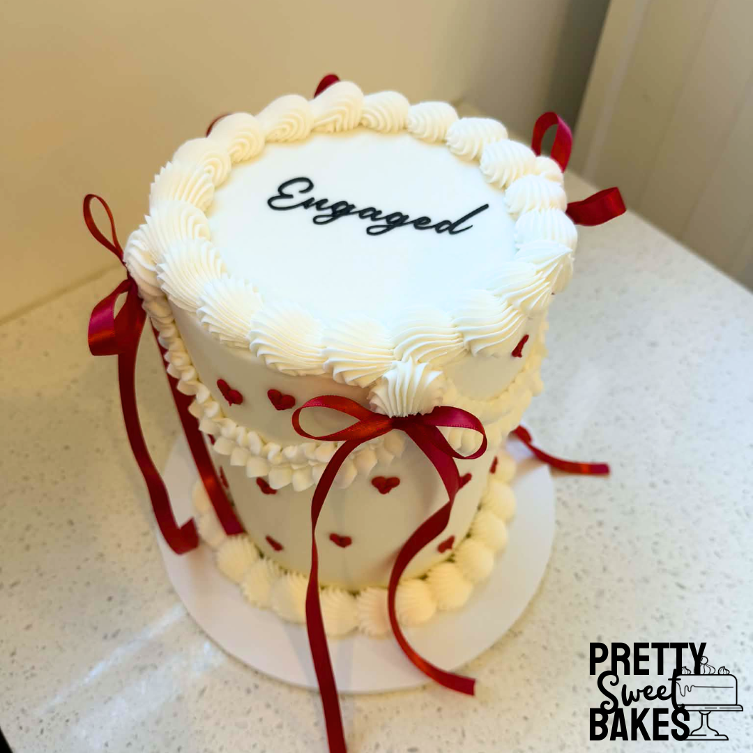 Vintage Round Cake